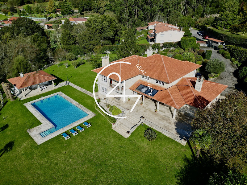 247 Real Estate - inmobiliaria