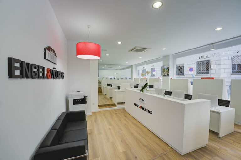 Engel & Völkers – Agencia Inmobiliaria de lujo en Alicante y Campello.
