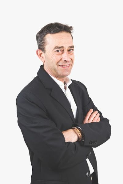 IÑIGO MARIN & Grupo Moldatu Home | Inmobiliaria Donostia – San Sebastián