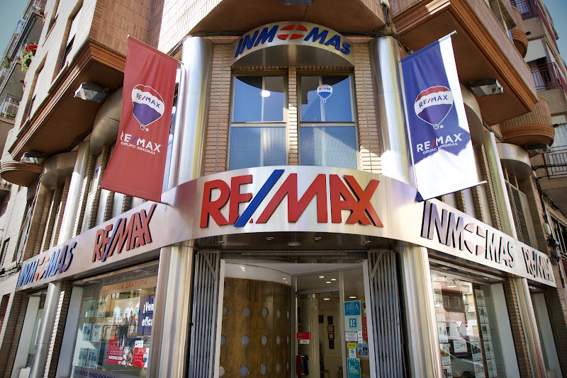 Inmobiliaria Remax Inmomas - inmobiliaria