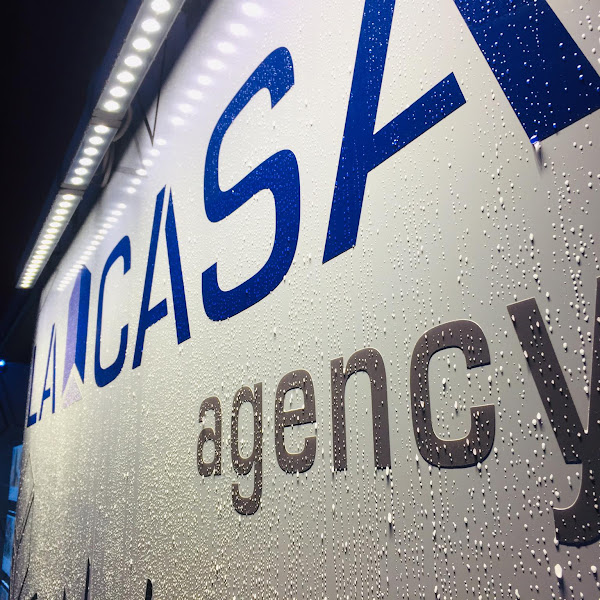 “La Casa Agency” Punto Valencia-Rio S.L