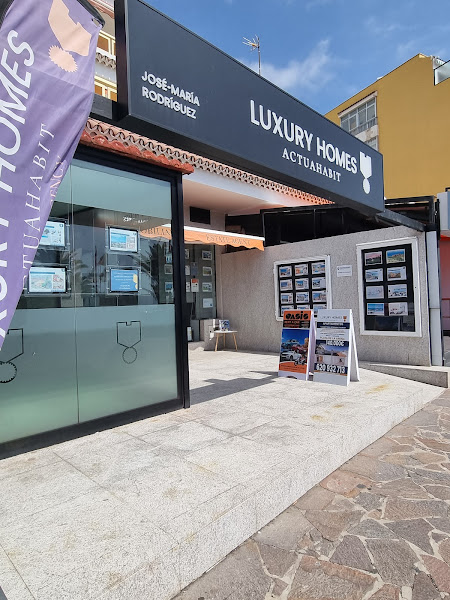 Luxury Homes ActuaHabit S.L.