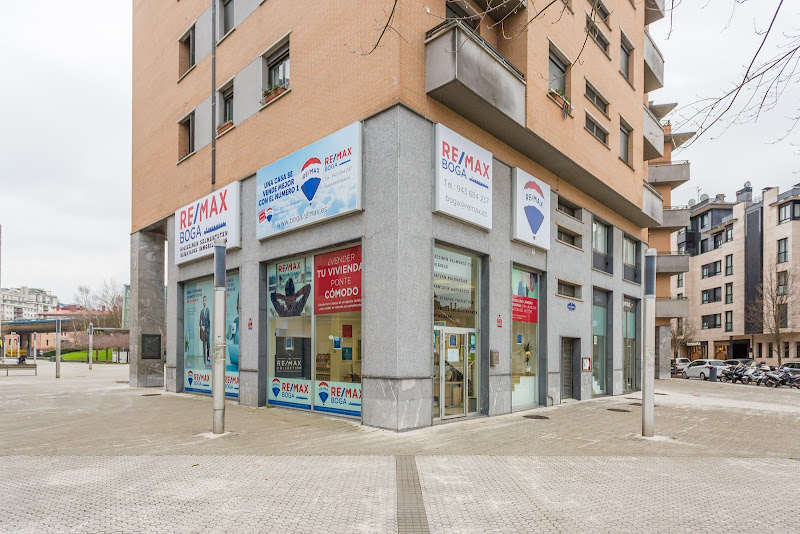 RE/MAX BOGA - inmobiliaria