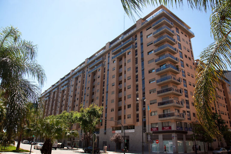 URBEM- Promotora y constructora